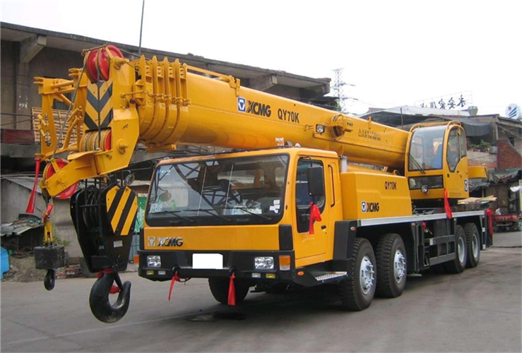 观山湖区吊车出租选择重点